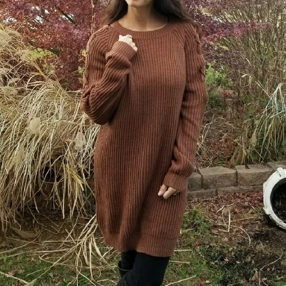 Boutique Dresses & Skirts - ▫️LAST 1▫️Fall In Love Sweaterdress